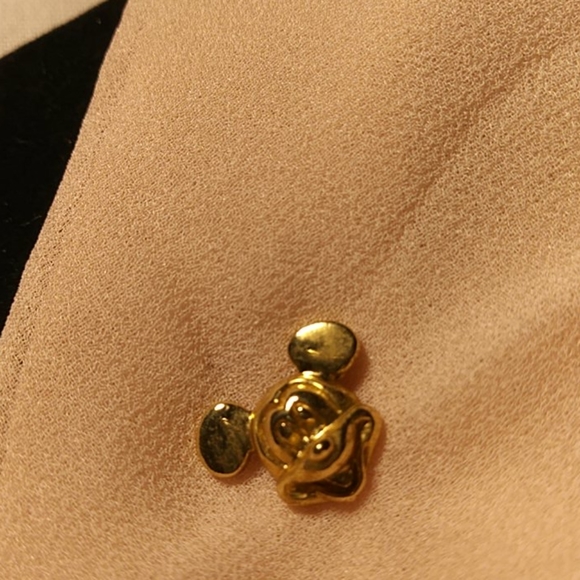 Disney Mickey Mouse PIERCED Earrings - Picture 1 of 5